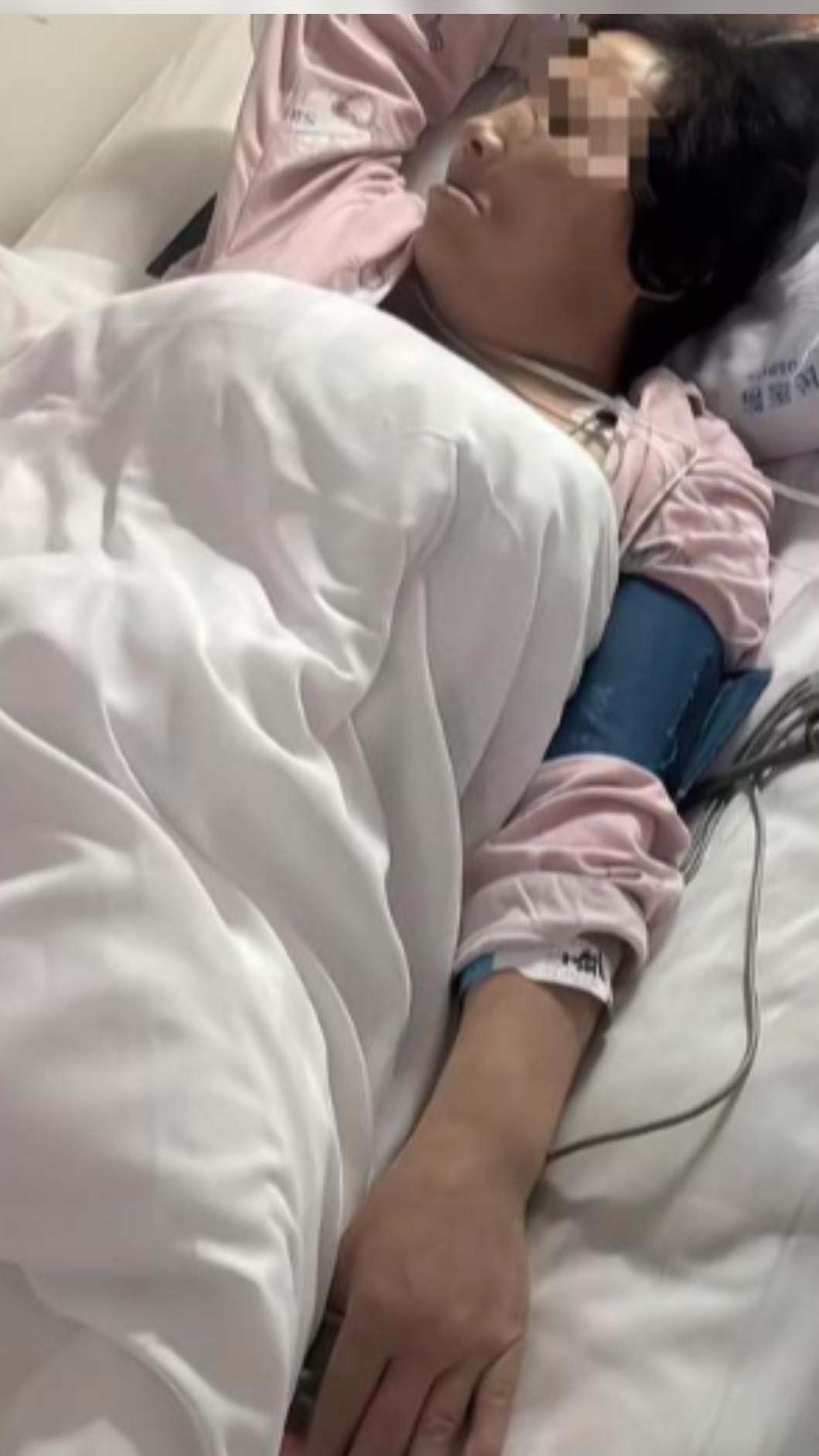 婦人因急性心肌梗塞送醫治療。　（圖／翻攝自封面新聞）