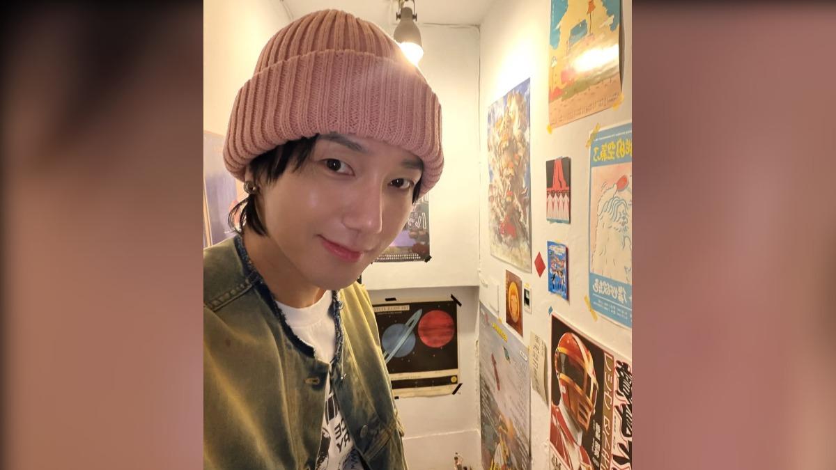 經營咖啡廳的藝聲造訪高雄老宅咖啡廳。（圖／翻攝IG＠yesung1106）