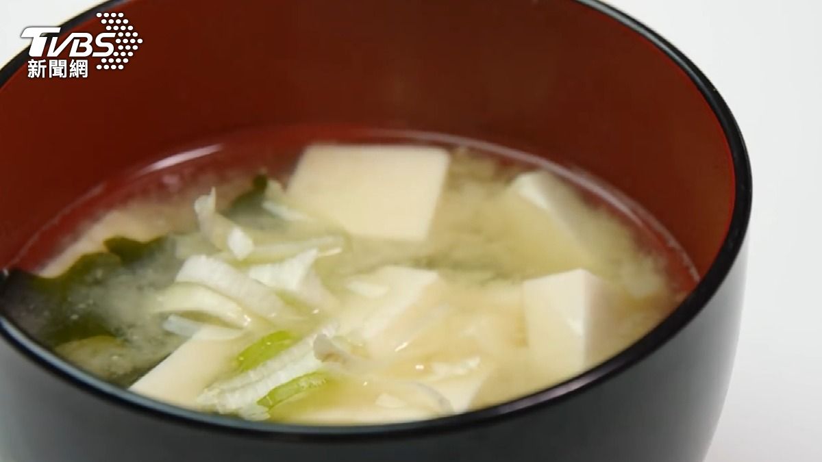 多攝取原型食物 少吃加工食品 防止身體發炎! (圖/TVBS)