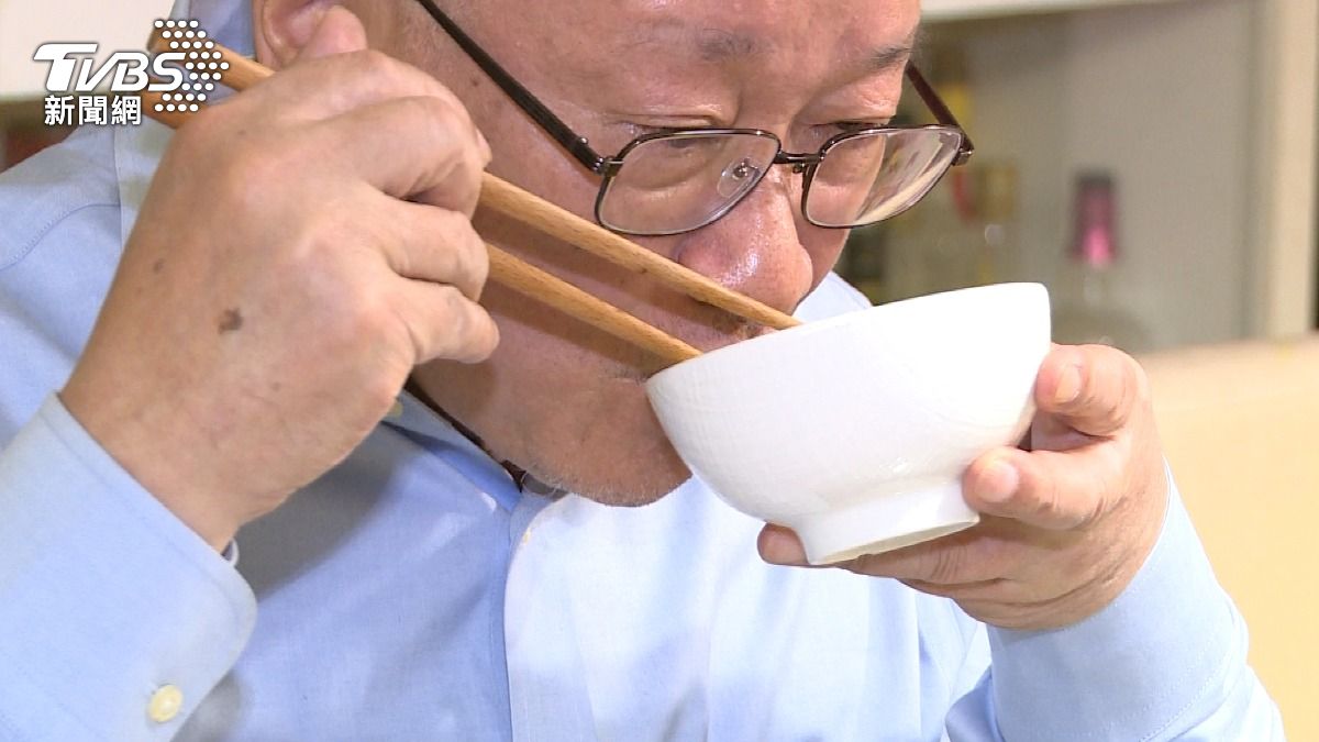 多攝取原型食物 少吃加工食品 防止身體發炎! (圖/TVBS)
