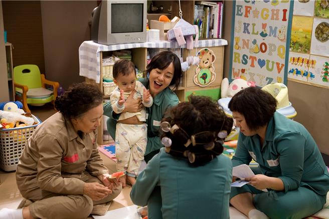 陽光女子合唱團-陽光女子合唱團演員-陽光女子合唱團評價-陽光女子合唱團哪裡看-陽光女子合唱團劇情-陽光女子合唱團歌曲-陽光女子合唱團曾愷玹-陽光女子合唱團韓國