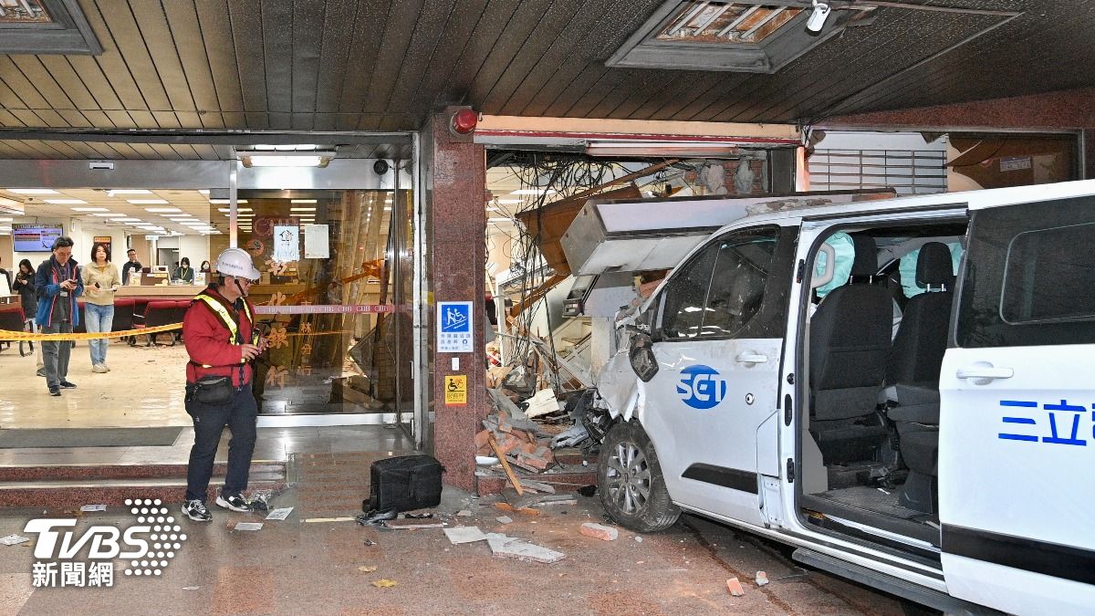 三立採訪車衝撞彰銀釀10傷 專家揭3關鍵:撞擊力會更大