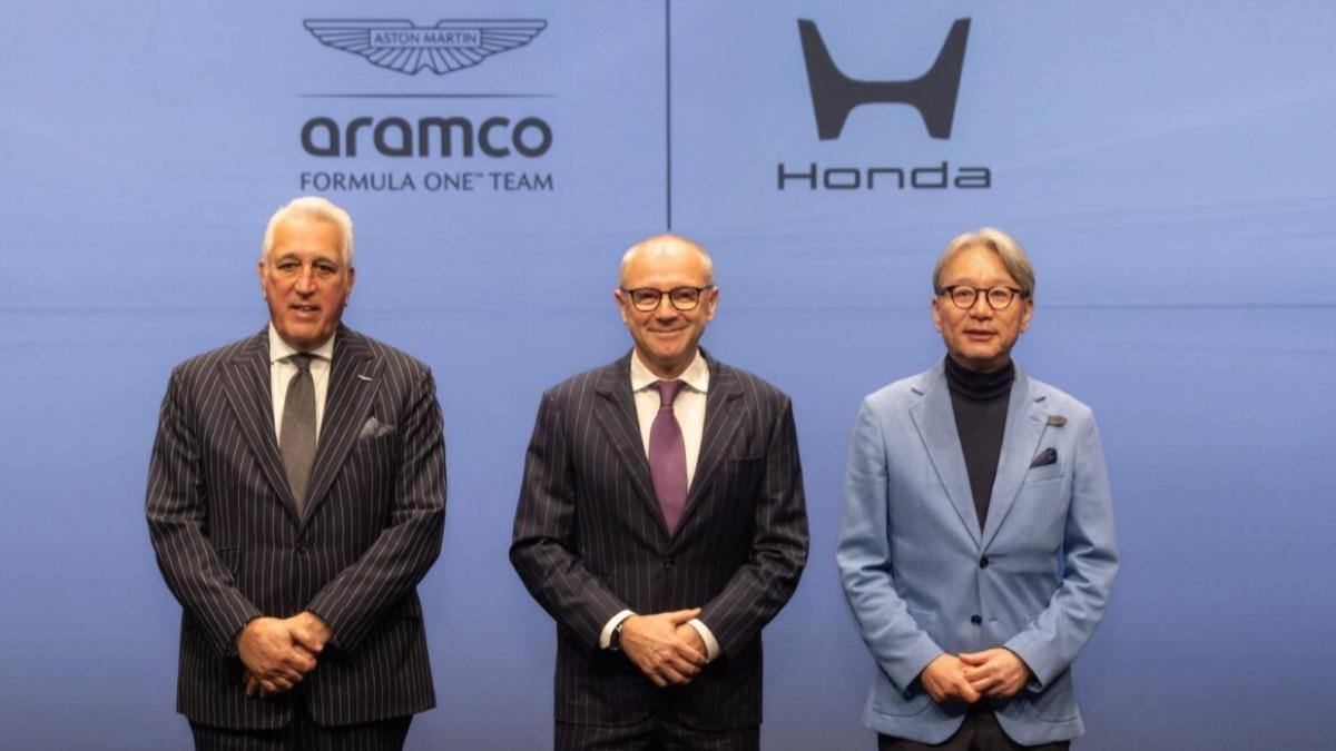 Aston Martin與Honda於東京舉行發表會除了雙方品牌負責人,F1總裁兼首席執行官Stefano Domenicali也與會出席。(圖/Honda提供)