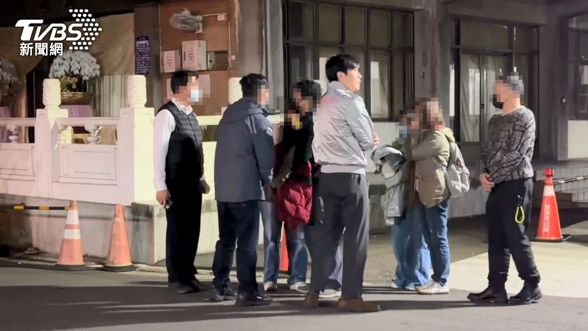 桃園車禍-龜山車禍-垃圾車車禍-回收車車禍-清潔隊追撞-倒垃圾-死亡-婦人女兒