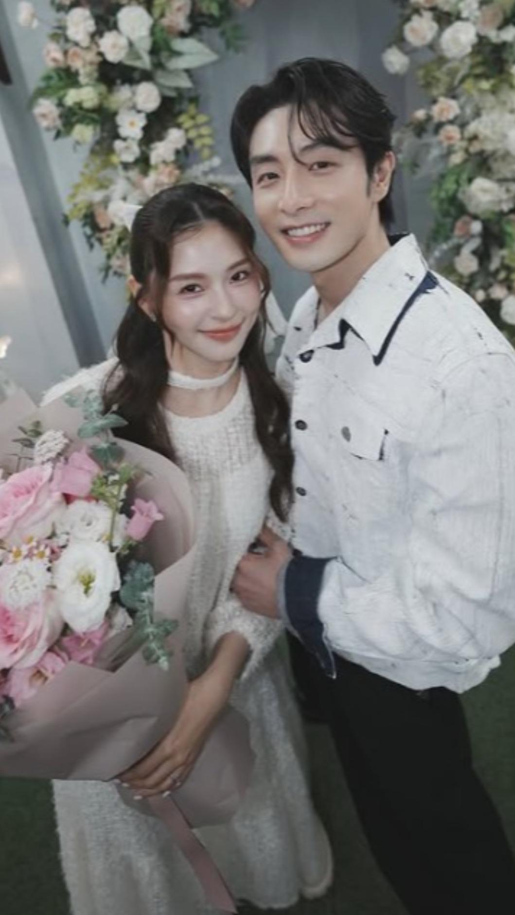 管麟、吳季璇選在交往紀念日登記結婚。(圖/翻攝自管麟IG)
