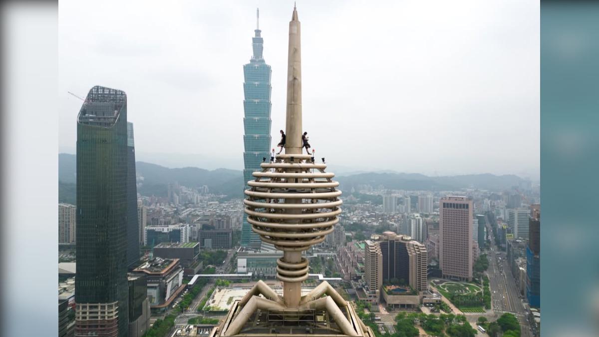 搶看霍諾德!極限玩家闖遠雄金融中心 塔尖VIP視角曝