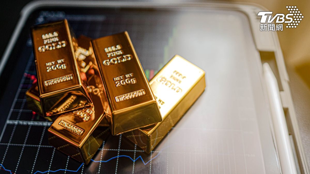 美國銀行已將近期的黃金目標價上調至每盎司6000美元。(示意圖/達志影像shutterstock)