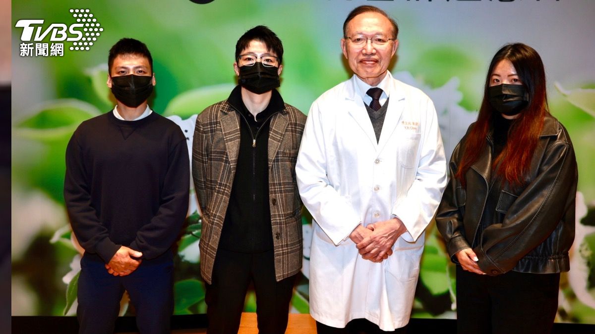 林口長庚醫院今日舉辦「八仙塵爆十週年紀念暨莊秀樹醫師追思會」,不少病友到場感謝。(圖/華子琛攝)