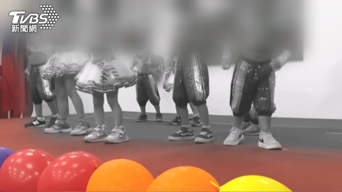 獨/幼兒遭毆「整臉瘀青」！親友忍無可忍　偷傳影片揭發狠母。(畫面翻攝 親友臉書) 