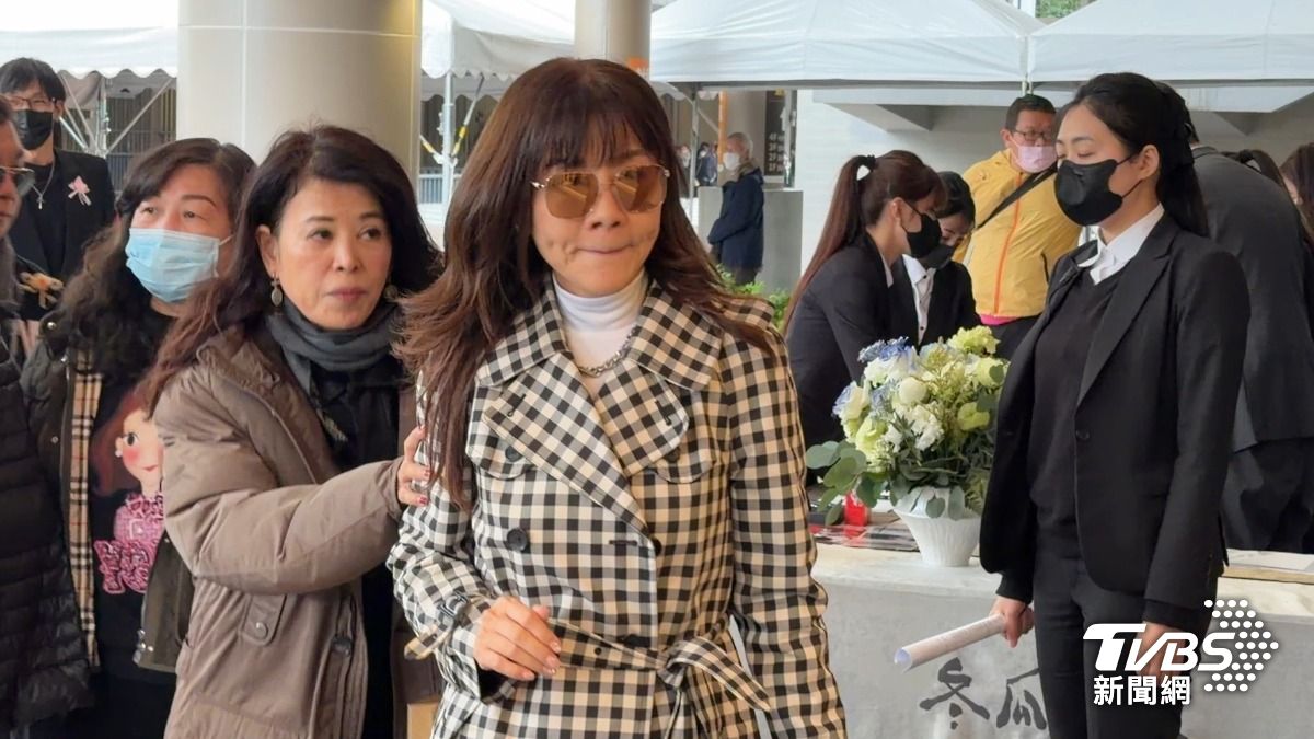 龍千玉到場致意。(圖/張哲鳴攝)