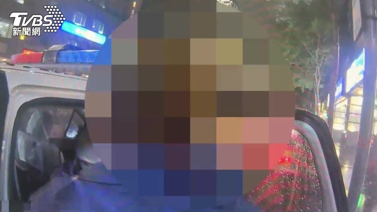 動手老翁被依傷害罪嫌送辦。（圖／TVBS）