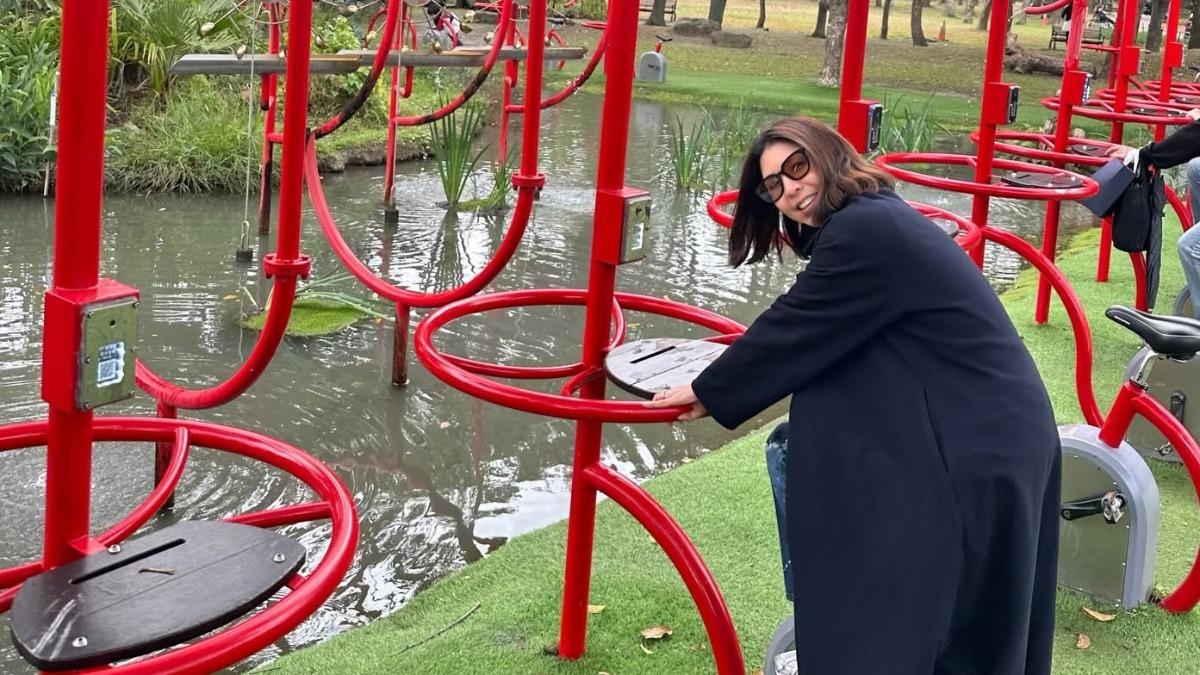 玉女歌手51歲看不出來!素顏公園散步被拍 凍齡顏值美成這樣