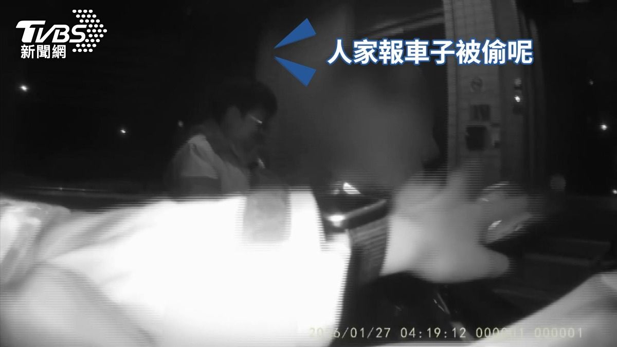苗栗男騎車沒油報警求助！警一查傻眼，車是偷來的當場逮人。(圖／TVBS)
