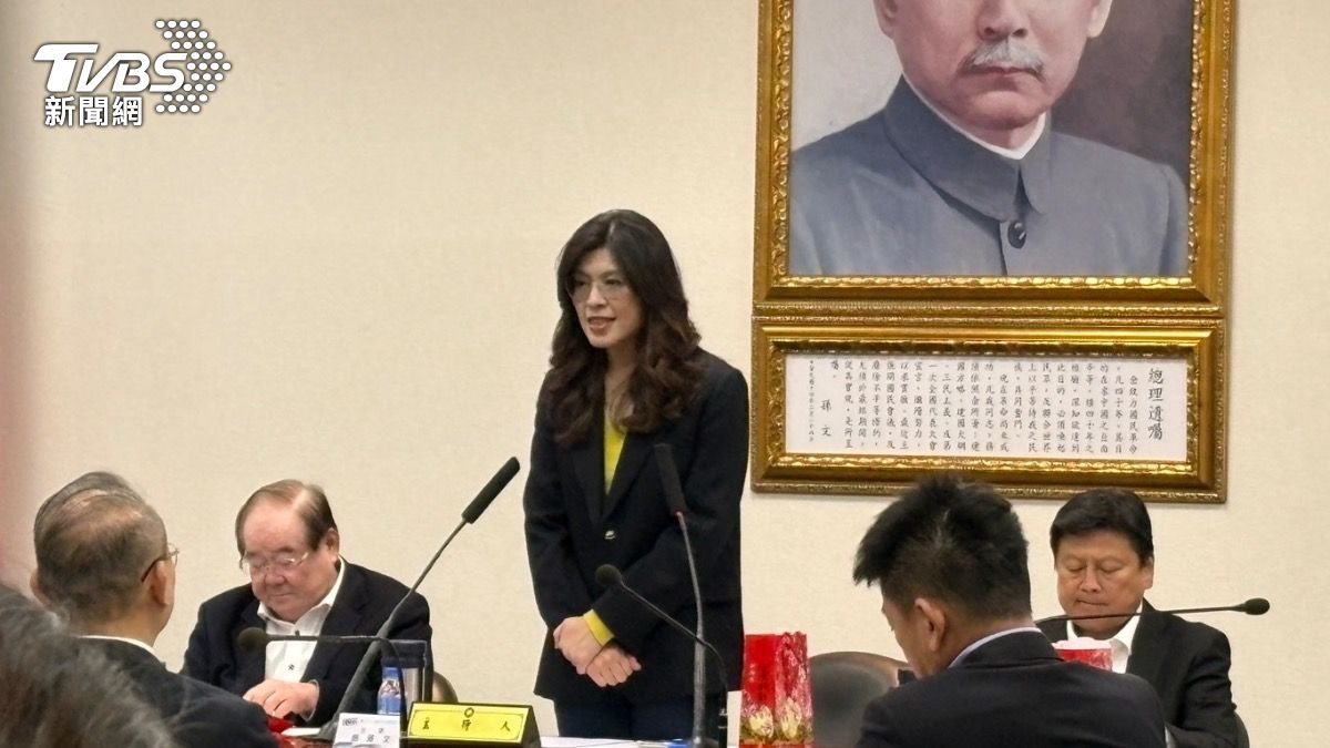 不在美中做選擇 鄭麗文喊「大陸是親人」:絕不可能骨肉相殘