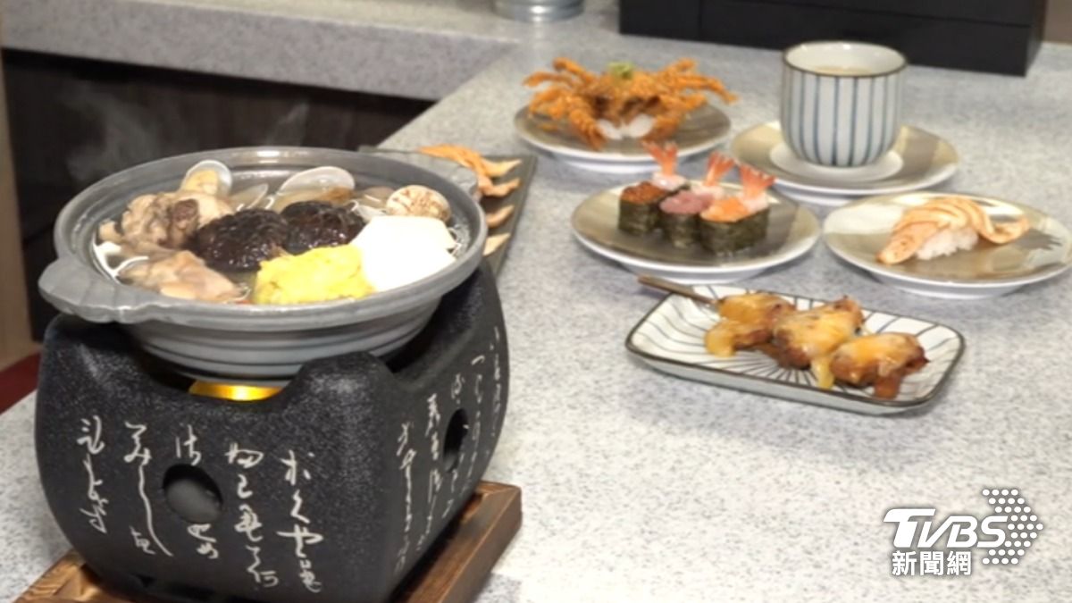迴轉壽司「MAGiC TOUCH点爭鮮」推出「香菇雞湯鍋」。(圖/TVBS)
