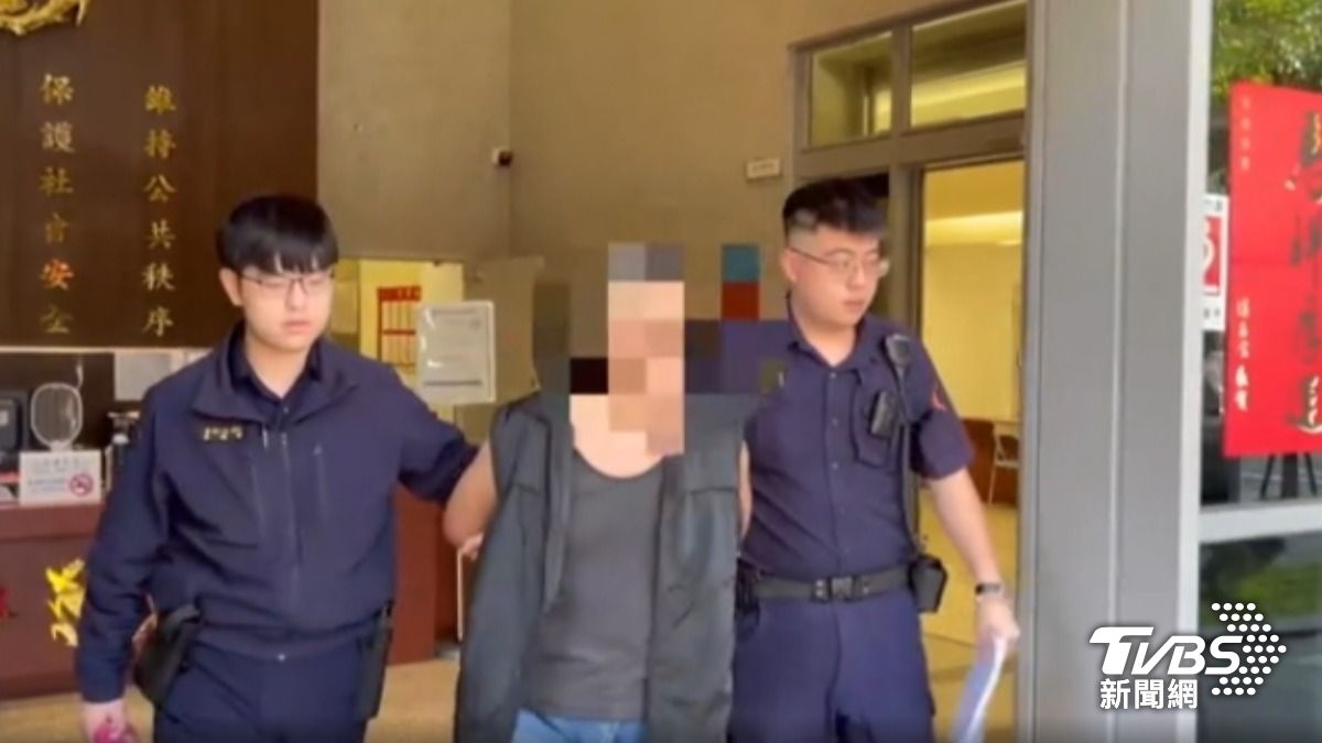 林姓嫌犯無視保護令,拿榔頭追砍前妻與女兒,落網大喊:被逼的。(圖/TVBS)