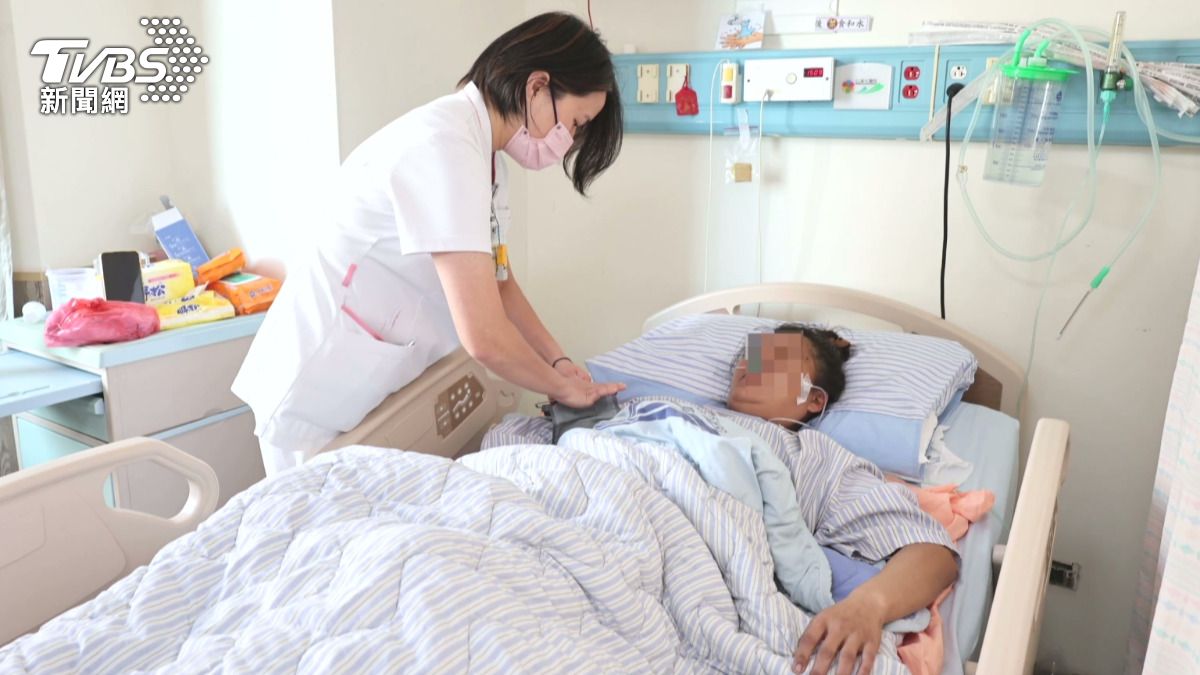 婦人身體逐漸康復，但記憶卻出現斷層。(圖／TVBS)
