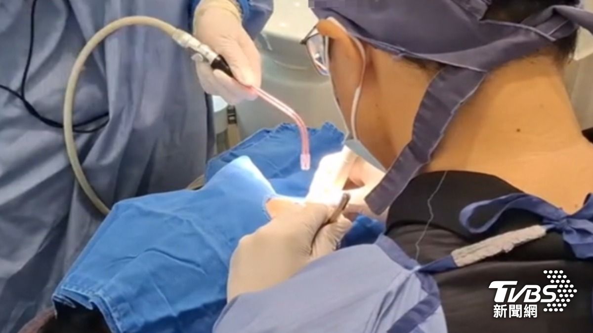 牙醫控訴被積欠薪資。(圖/TVBS)