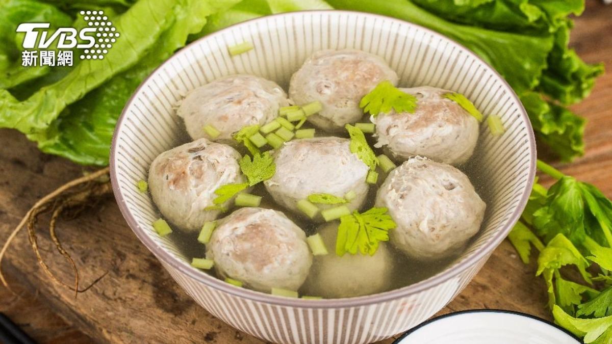 國小生全班分9顆脆丸。（圖／shutterstock達志影像）