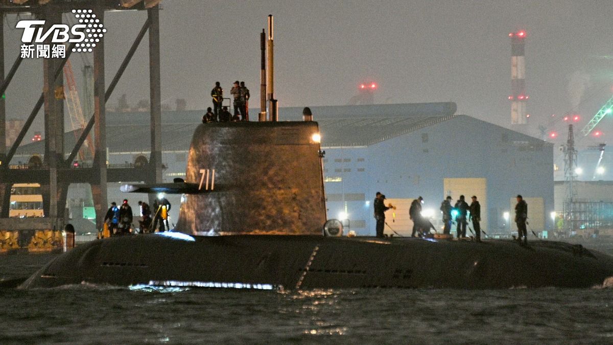 「海鯤號」成功下潛50公尺平安返航 前海軍艦長曝成軍2關鍵