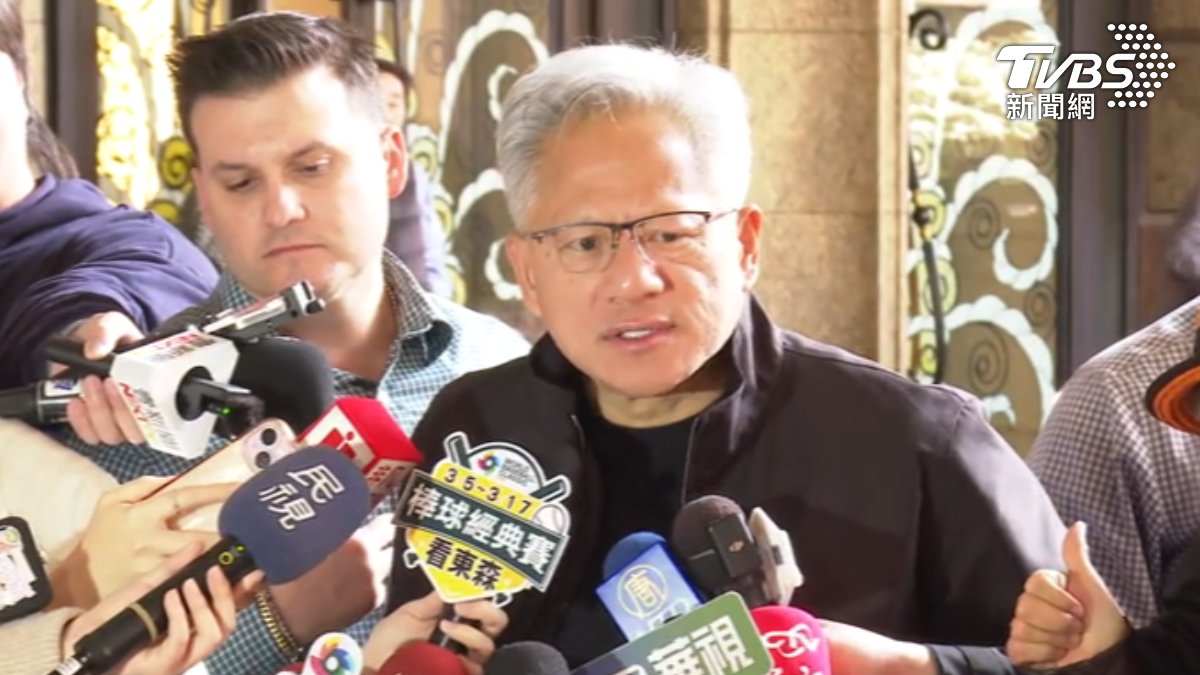 黃仁勳開箱南港辦公室,會見劉揚偉。(圖/TVBS)