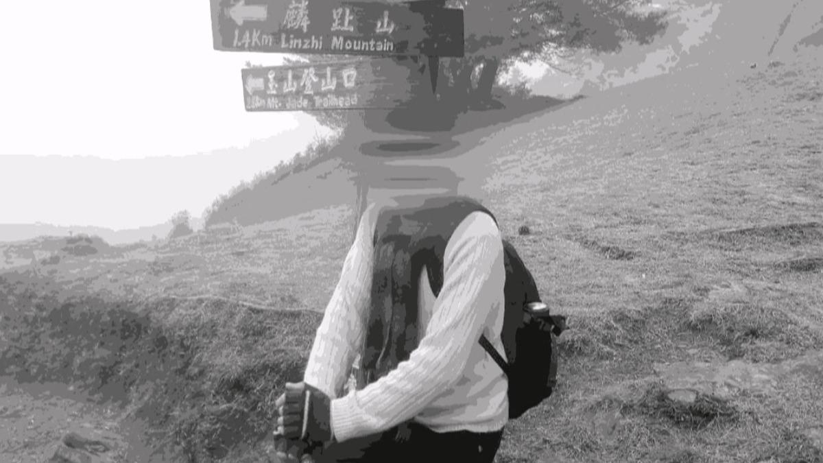 台南一間知名安親班爆發狼師案，張姓負責人利用午休時間猥褻女童，甚至在廁所藏設針孔偷拍。（圖／翻攝網路）