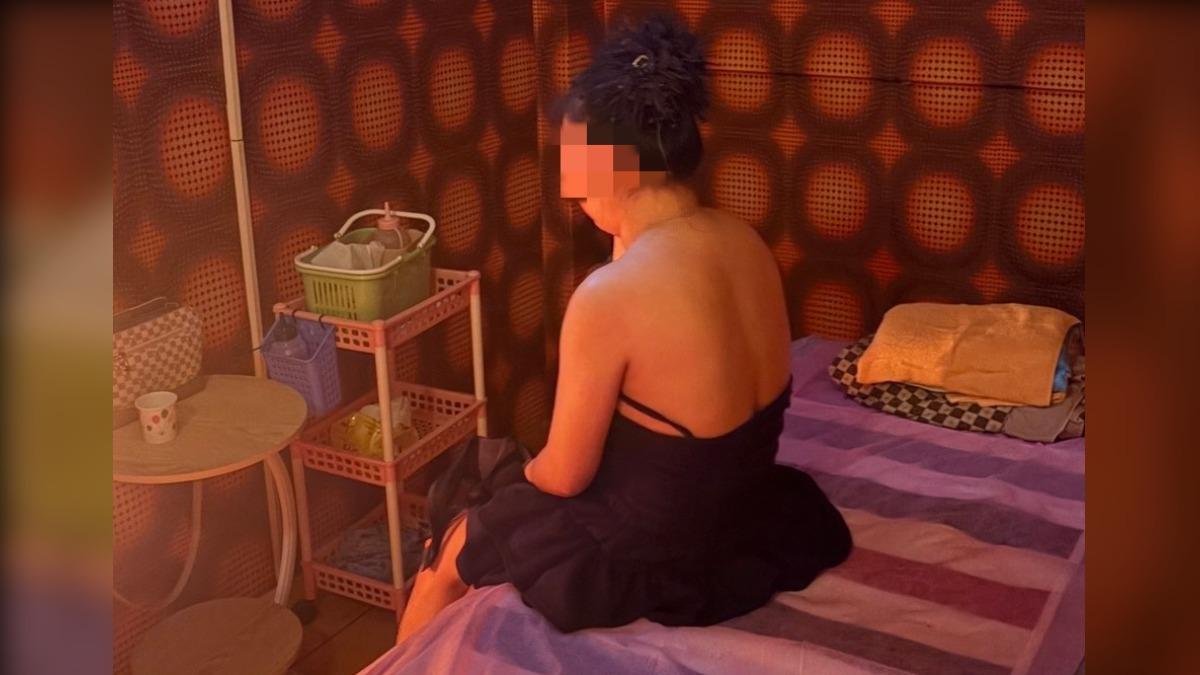 中壢警查獲妨害風化案女子。（圖／TVBS）