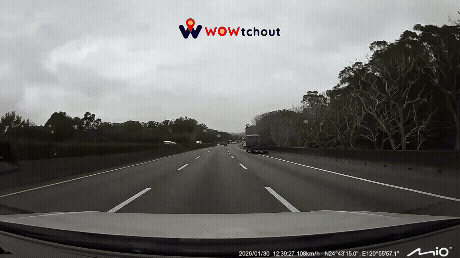 案發當下行車紀錄器。(圖/WoWtchout - 地圖型行車影像分享平台)