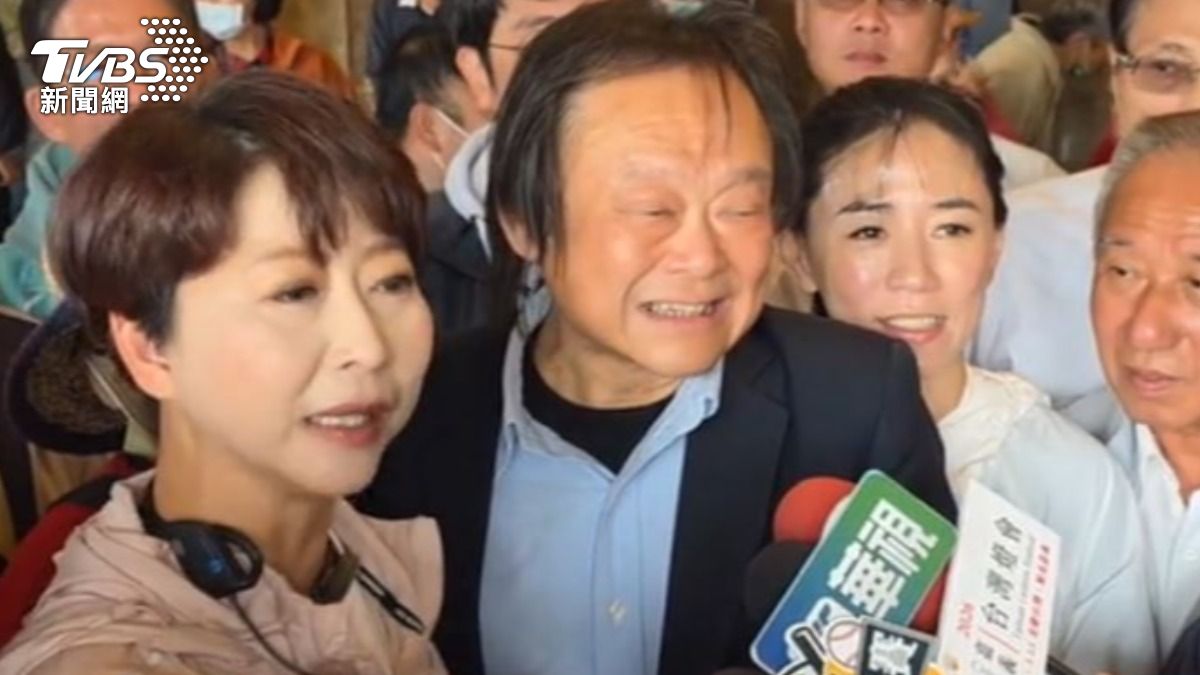 民進黨台南市長參選人陳亭妃與民進黨立委王世堅。(圖/TVBS)
