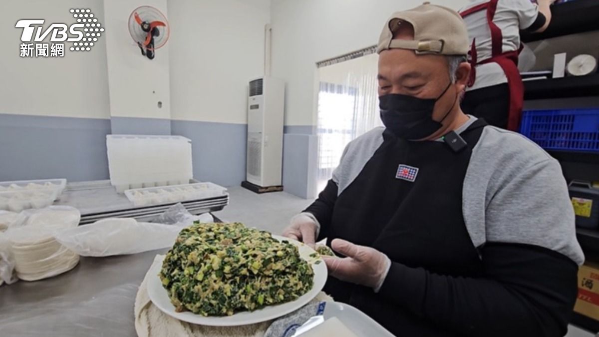 傷友章先生認為,工作讓沉悶的生活多了樂趣。(圖/TVBS)