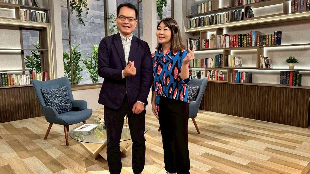 張秀卿淚崩!父親重病「險下跪借醫藥費」 差12歲姐弟戀現況曝