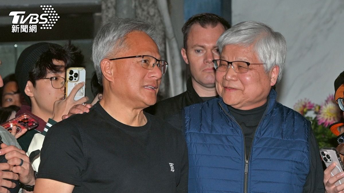 黃仁勳與魏哲家餐敘「曝總部進度」　承諾將回台與北市府簽約