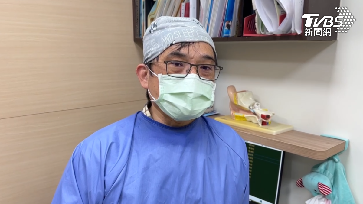 醫師建議,如果是磁鐵、硬幣等圓潤物品,沒有立即危險性,可以經由排泄物排出,如果是電池卡在食道,有時候食道會腐蝕,那個要趕快取出(圖/TVBS)