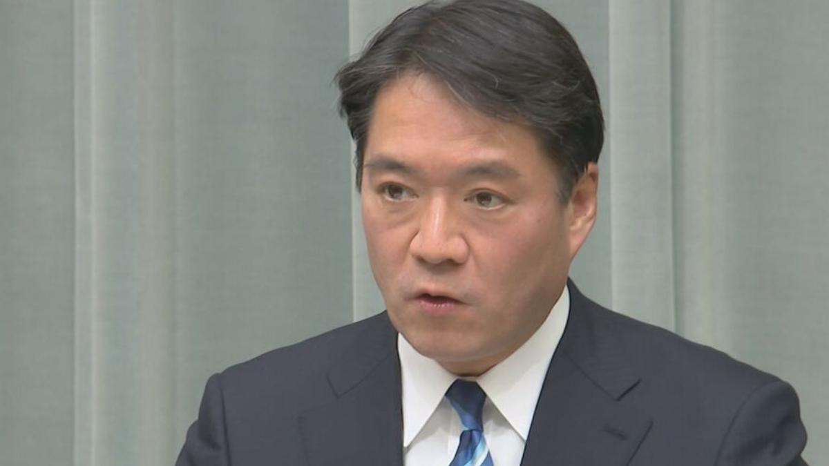 日本內閣官房副長官尾崎。（圖／翻攝tbs）