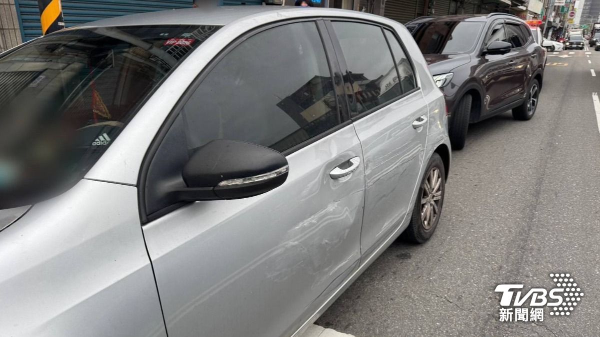 背200多張罰單!桃園狠男無照上路還撞車 警當場出重手