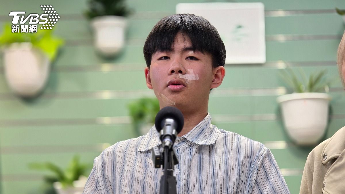 簡姓男大生。(圖/TVBS)