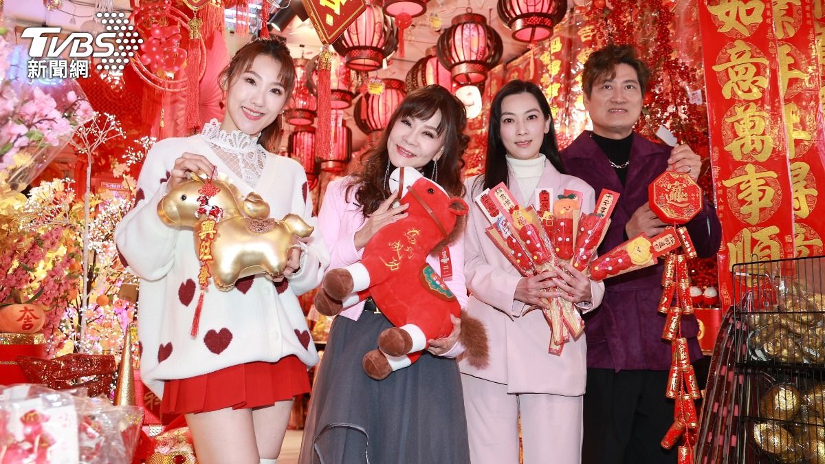 謝金晶(左起)、龍千玉、陳淑萍、楊哲。(圖/黃城碩攝)