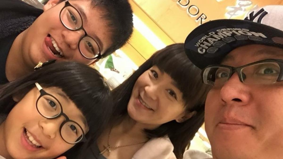 袁惟仁和陸元琪曾一家和樂，如今天人永隔。（圖／翻攝自陸元琪臉書）