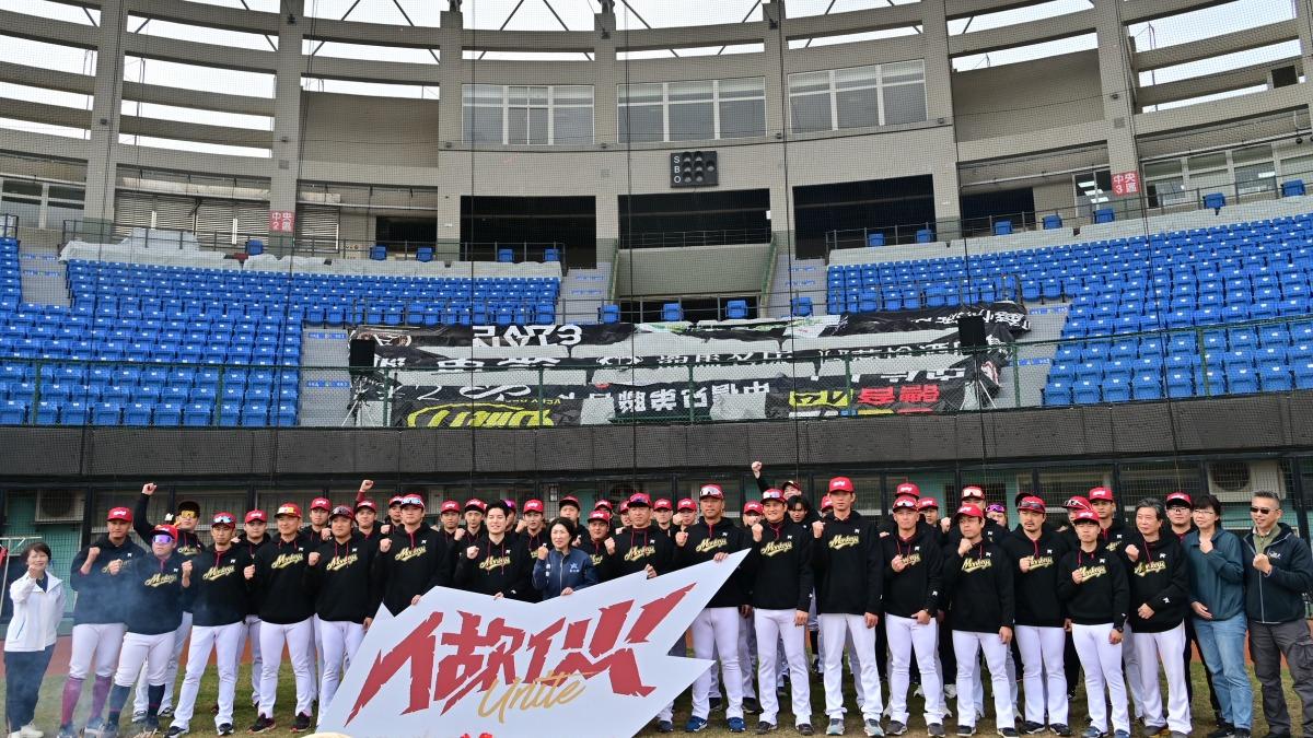 樂天桃猿台東春訓 將抽空指導在地小球員