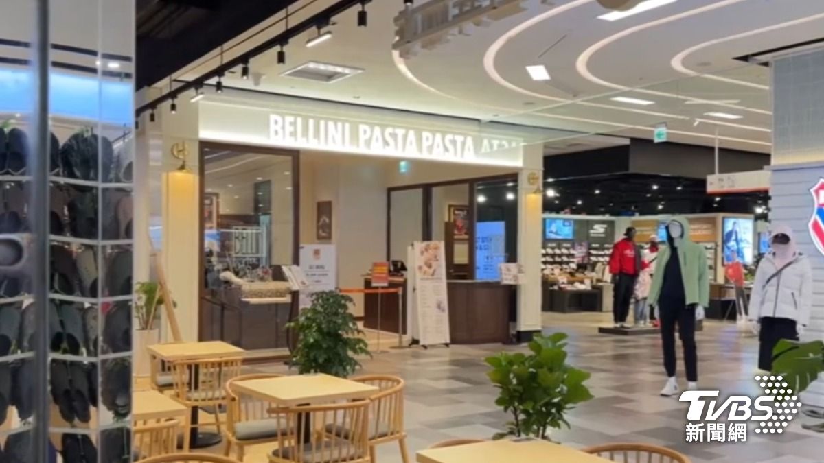 貝里尼餐廳BELLINI Pasta Pasta新莊宏匯店2/4號星自主停業1天清消。（圖／TVBS）
