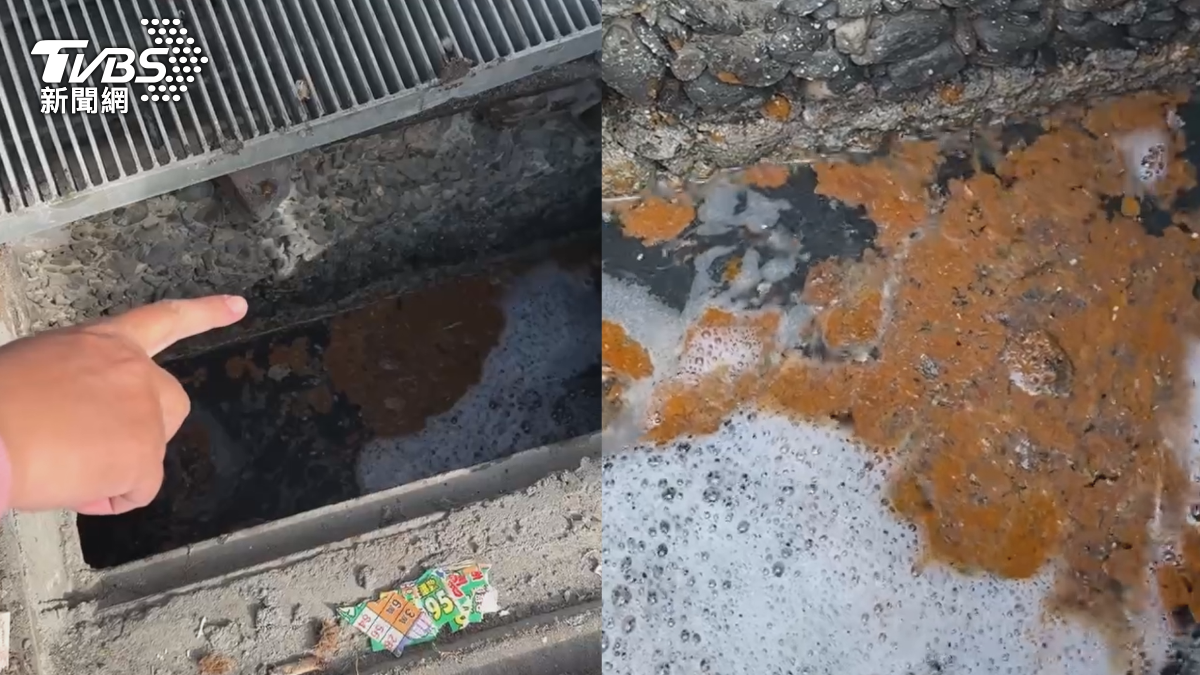 嘉義麻辣鍋店開幕就惹議，遭民眾發現店外水溝漂浮厚厚油汙，照片曝光後引發網友撻伐。（圖／TVBS）