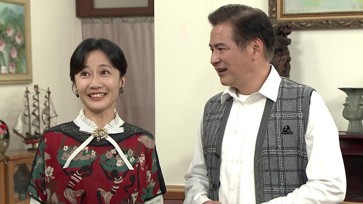 陳婉婷(左)透露馬國賢私下毫無架子。(圖/台視提供)