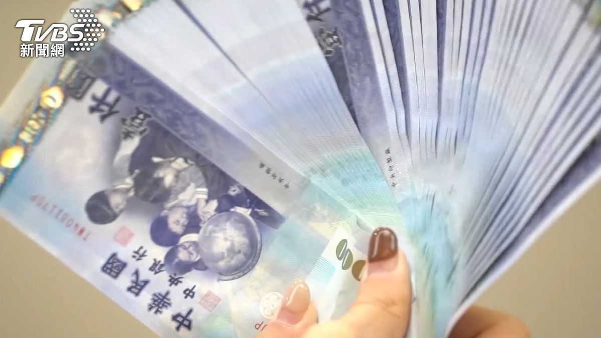 電子支付與數位帳戶紛紛主打免手續費 。（圖／TVBS）