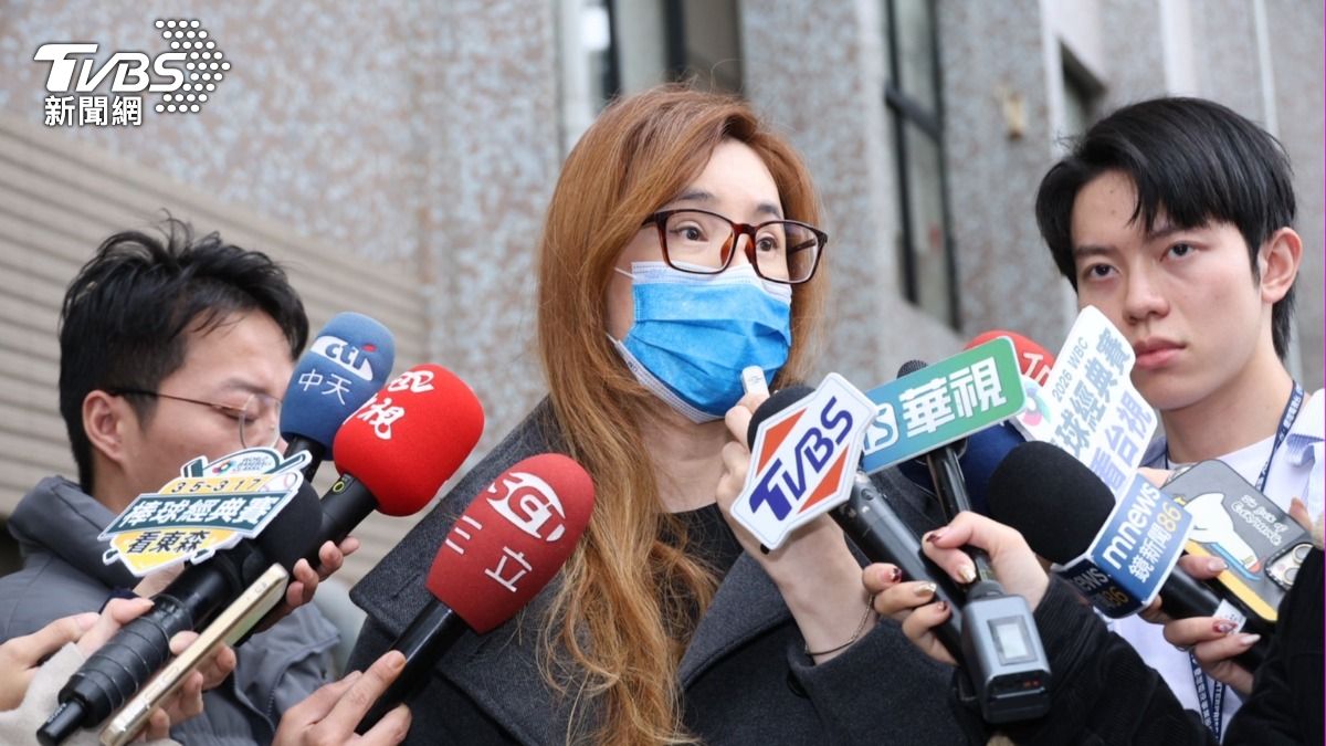 未婚妻Rena認為墜樓不是意外,是劇組的疏失。(圖/黃城碩攝)