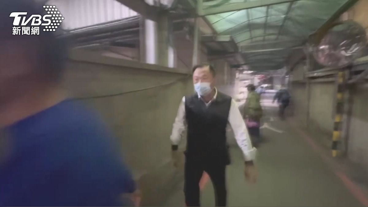 讓密醫執刀的醫師除可處罰鍰外,最嚴重可被廢止醫師證書。(圖/TVBS)