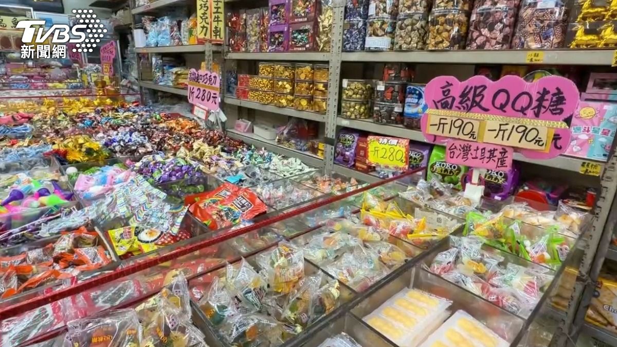 店家強調店內明明標價都很清楚，甚至從未漲過價，完全搞不清楚為何會被攻擊。（圖／TVBS）