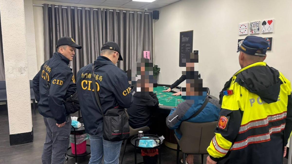 警方將對競技及休閒運動場館、棋牌社密集臨檢勤務。（圖／警方提供）