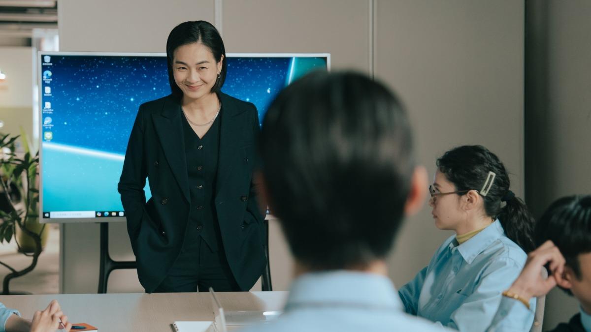 陳雪甄臉上總帶著笑容,背後卻暗藏各種算計。(圖/公視台語台提供)