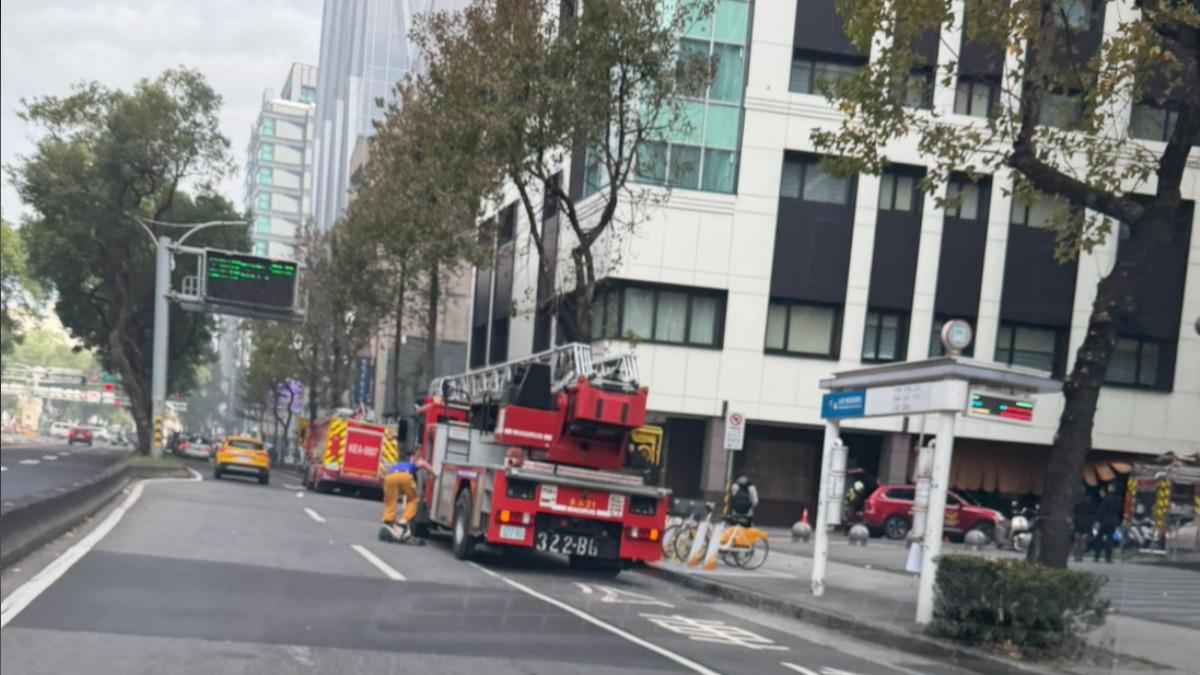 北市火災-中山區火災-中山北路火災-公寓火災-台北市消防局-白煙