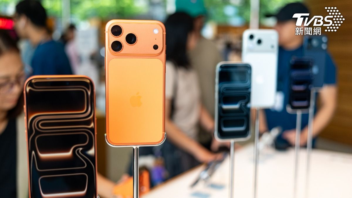 蘋果計畫在今年開年即發動猛烈的產品攻勢包含iPhone 17e 、Mac、iPad。（圖／達志影像shutterstock）